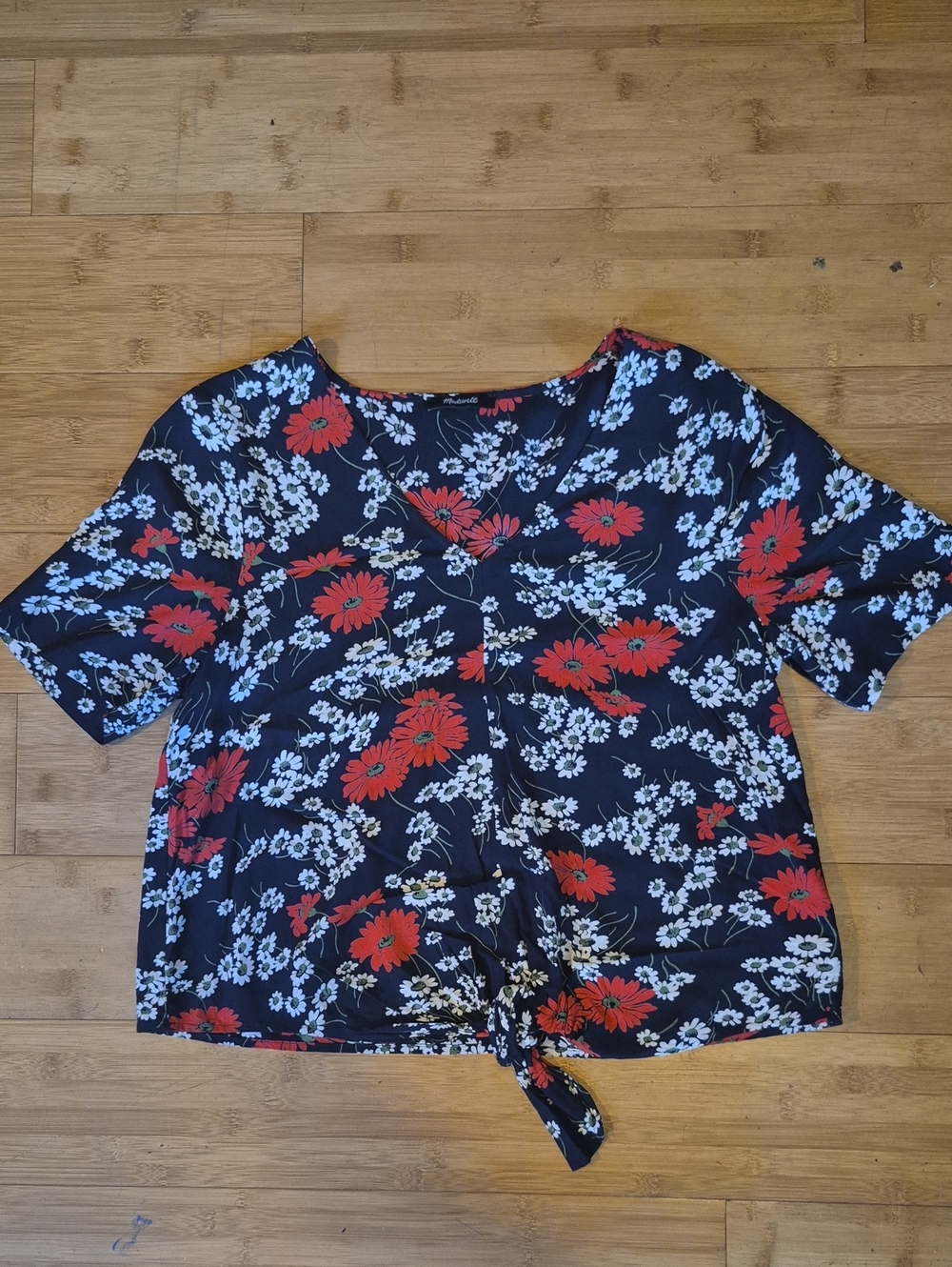 Madewell Navy Floral Tie-Hem Blouse with Red & White Flowers